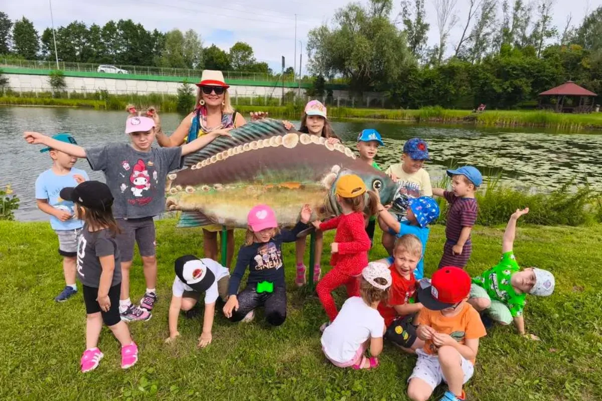 jedyneczka-wakacje-wizyta-w-rybakowce-10